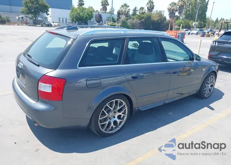 2004 Audi S4 4.2 Avant z USA, uszkodzony, nr VIN WAUXL68E54A274168